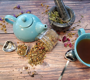 Winter Tea Blend is an amazing blend with Ashwagandha root as its main ingredient.  The mix of Ashwagandha root, apples, and Cranberries leaves a wonderful sweet flavor on your palette.